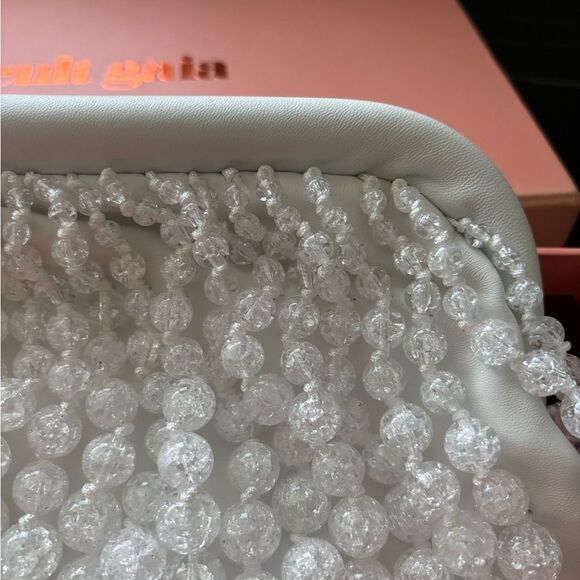 NWOT cult Gaia White Beaded Clutch - Picture 6 of 16